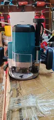 Makita Electric Palm Router 900W - 1