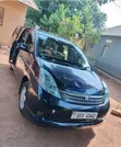 New Toyota Isis 2013 - 1