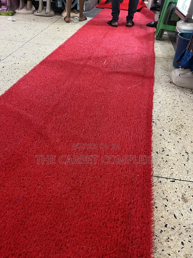 Tuff Grass Carpet - Red, Per Square Meter - 1