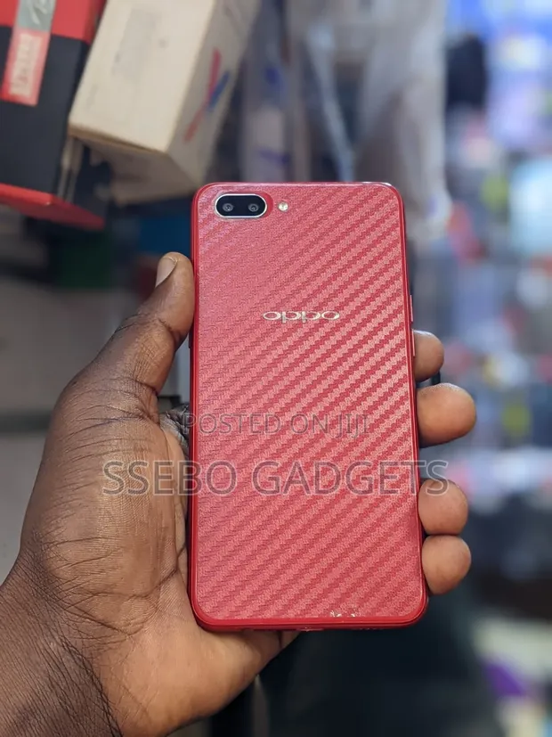 Oppo A3s 64GB Red - 1