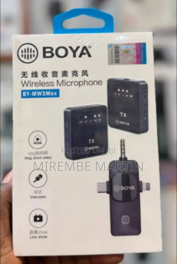 Boya BY-MW3MAX Wireless Microphone System - 1