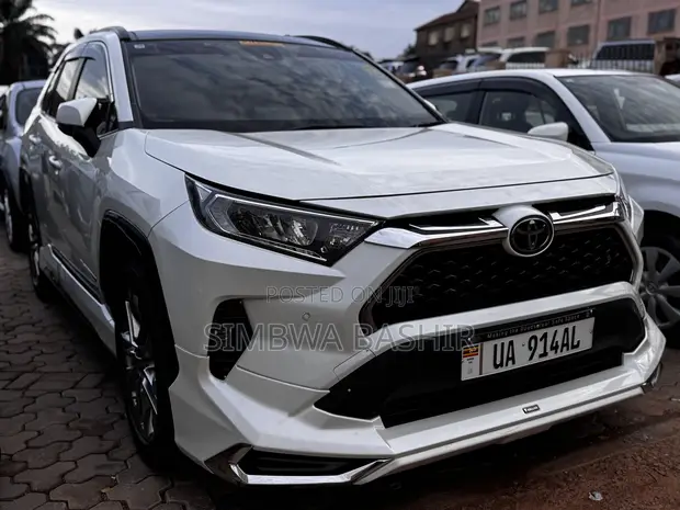 Toyota RAV4 2019 White - 1