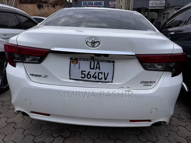 Toyota Mark X 2014 White - 1