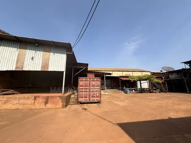 Warehouse for Rent in Ntinda - 1
