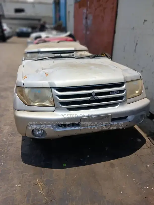 Mitsubishi Pajero GDI Half Cut - 1