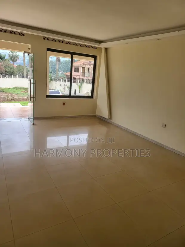 5-Bedroom Bungalow for Rent in Bugolobi - 1
