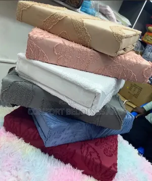 Tufted Duvet Cover Set - Six by Six