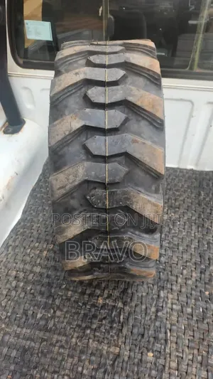 12-16.5 Roadhaik Tyres for Machines
