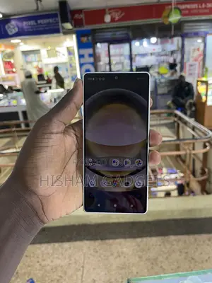 Sharp Aquos R7 256GB Silver
