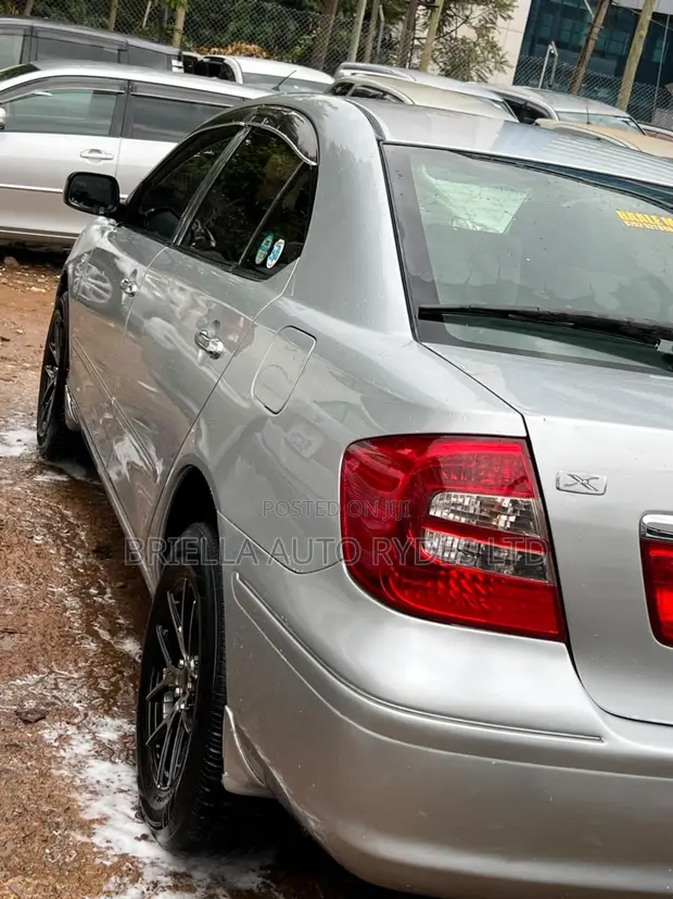 Toyota Premio 2006 Silver - 1