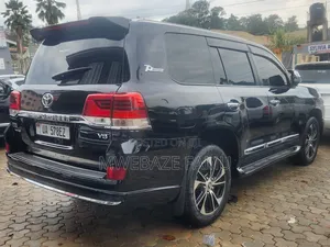 Toyota Land Cruiser 2017 ZX Petrol