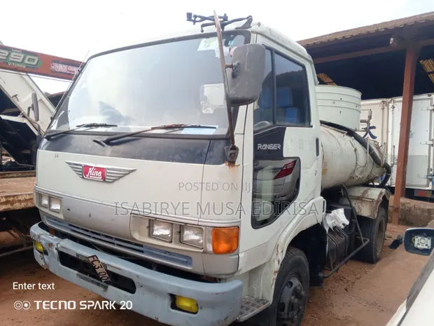 Hino Ranger Sewage Tank Truck - 1