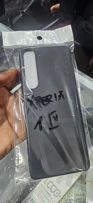 Sony Xperia 1 IV Rubber Covers & Screen Guards