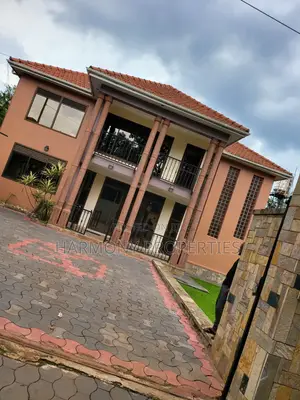 5 Bedroom House for Rent in Muyenga Bukasa