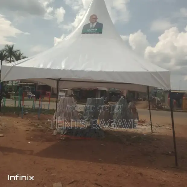 50 Seater Tent - Brand New - 1