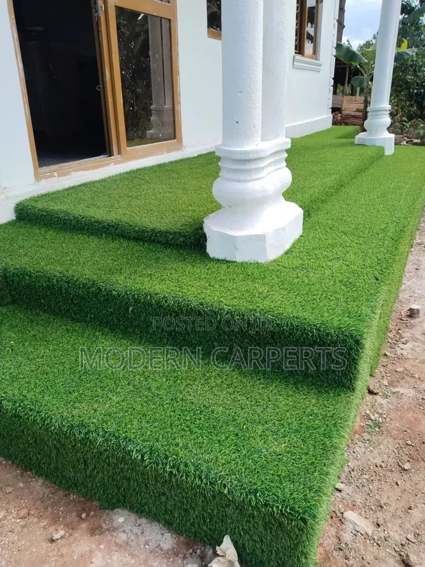 Artificial Turf - Shade - 1