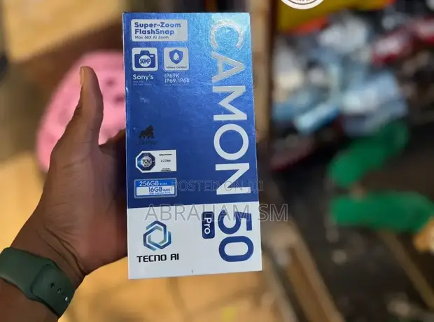 New Tecno Camon 50 Pro 256GB Green - 1