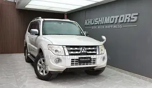 Mitsubishi Pajero 2012