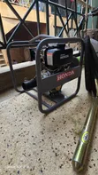 Brand New Diesel Concrete Vibrator with 50mm Poker - 1
