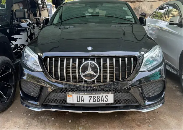 Mercedes-Benz GLE-Class 2018 Black - 1