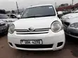 Toyota Sienta 2006 White - 1
