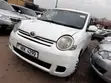 Toyota Sienta 2006 White - 5