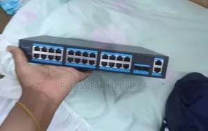 Sturnus 24-Port PoE Gigabit Smart Switch