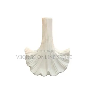 White Ceramic Coral Flower Vase for Modern Home Decor