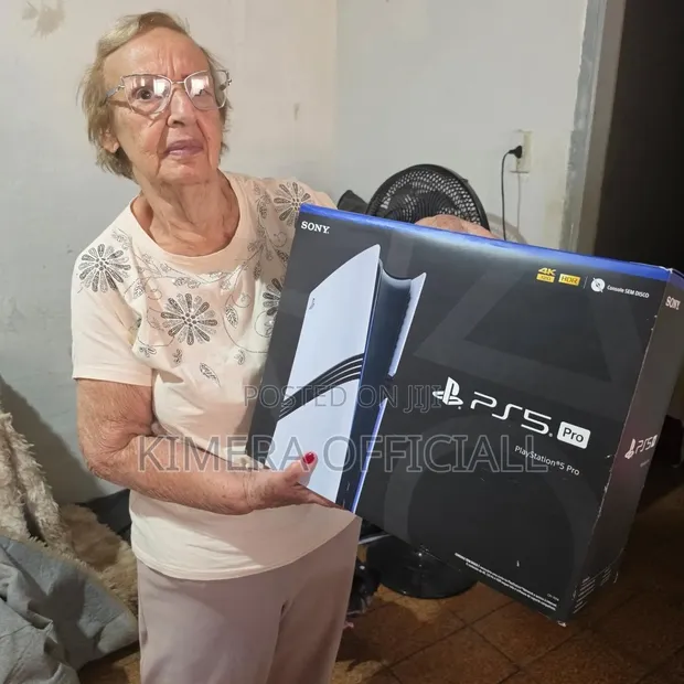 Sony PlayStation 5 Pro - 1