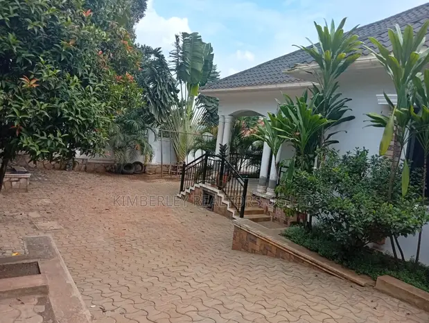 3 Bedroom House for Sale in Division A, Namugongo - 1