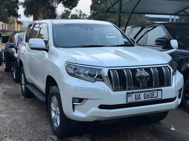 Toyota Land Cruiser 2018 White - 1