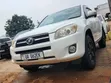 Toyota RAV4 2010 White - 4