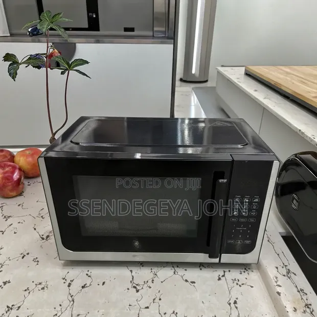 Nexser 20L Microwave Oven - 1