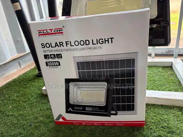 ALLTOP 300W Outdoor Solar Rechargeable Floodlight - 1