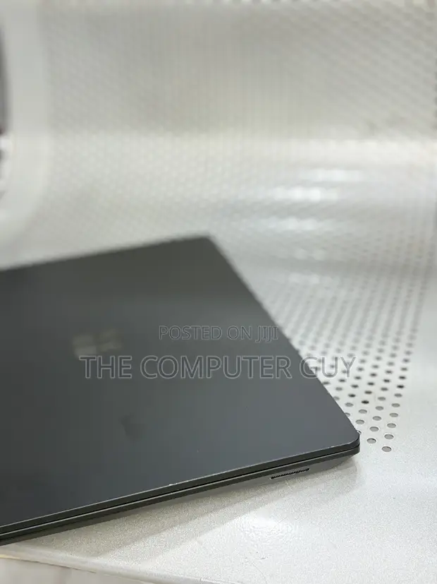 Microsoft Surface Laptop 4 16GB RAM, 512GB SSD, Intel Core i7 - 1