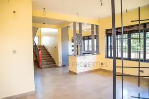 5 Bedroom House for Rent in Kasanga