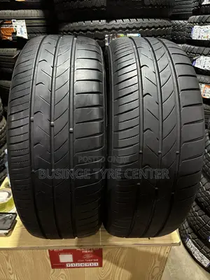 225/60R17 Toyo Tires Tranpath - Made in Japan
