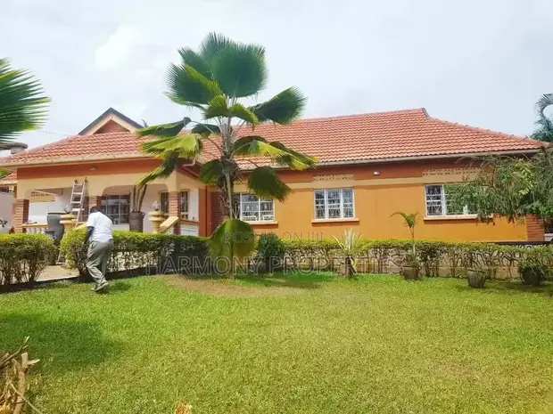 5-Bedroom House for Rent in Bugolobi - 1