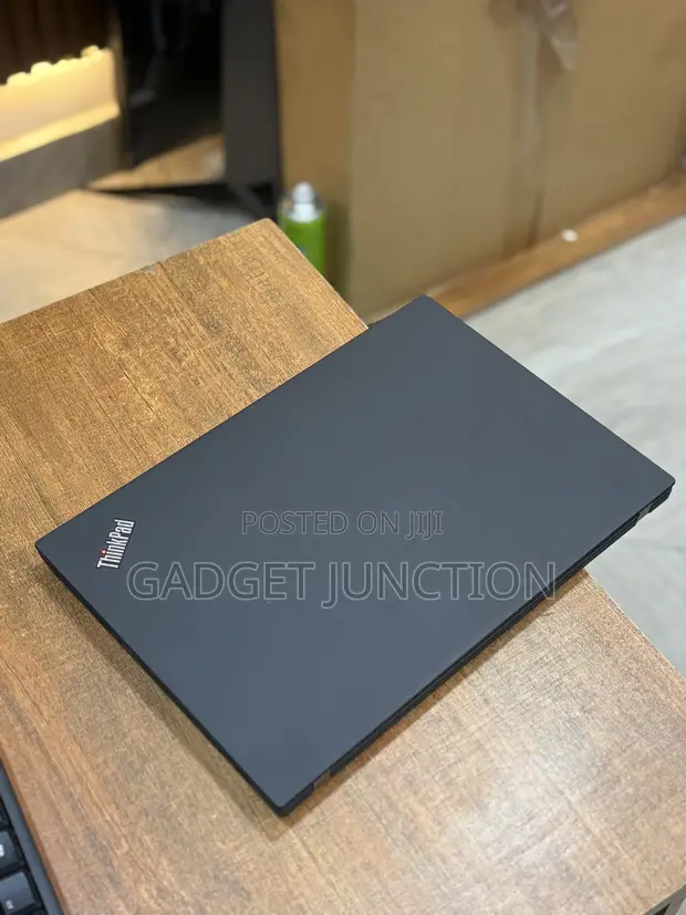 New Lenovo ThinkPad P14s Laptop - 16GB RAM, 512GB SSD, Intel i7 - 1
