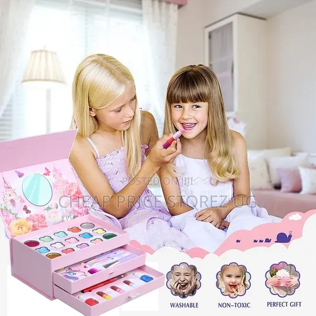Kids Makeup Kit - Toy Eye Shadow, Nail Polish, Lip Stick - 1