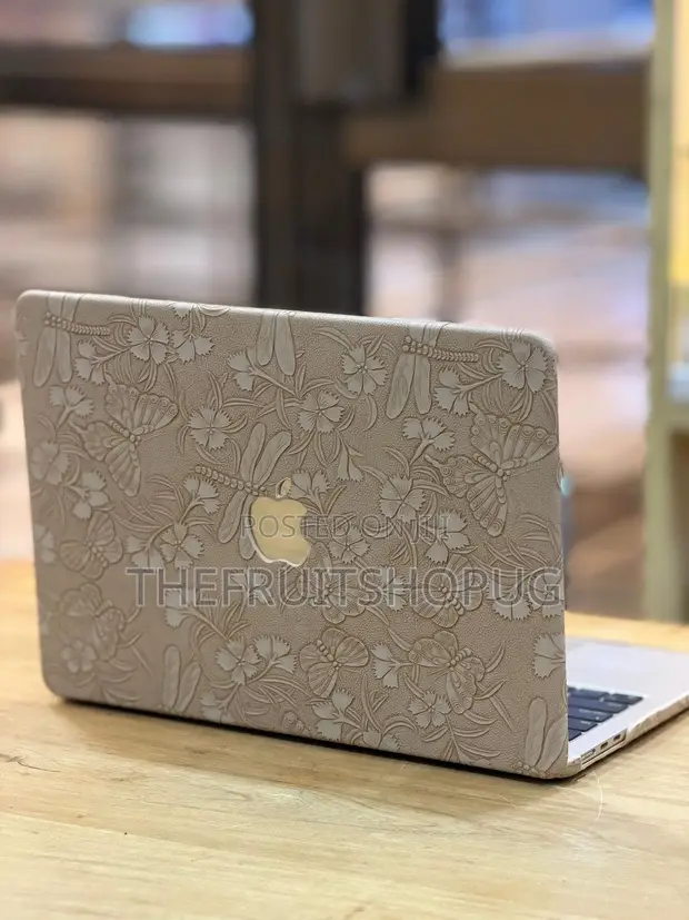 MacBook Air M1 Case Cover (2018-2020 Models) - 1