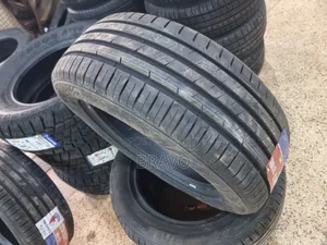 Bolot Tires 225/55R17 for Subaru, Benz E-Class