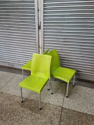 New Style Cafe Plastic Chairs