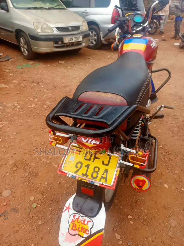 TVS HLX 125 2023 Red - 1