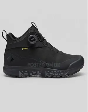 Men's Black Columbia Crestwood Mid GTX Hiking Sneaker Boots