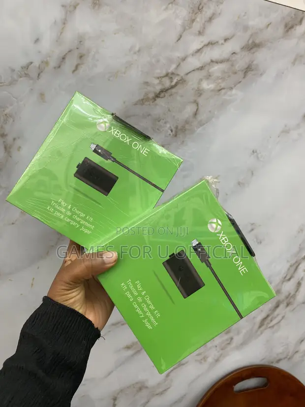 Xbox One Rechargeable Battery Kit FXT - 1
