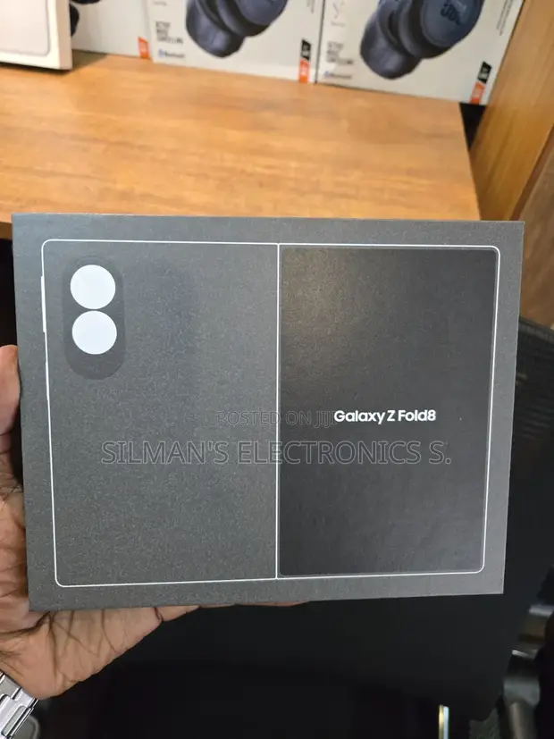 New Samsung Galaxy Z Fold8 256GB Green - 1