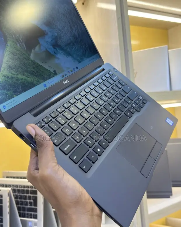 Dell Latitude 7400 Laptop - Core i7, 8GB RAM, 256GB SSD - 1