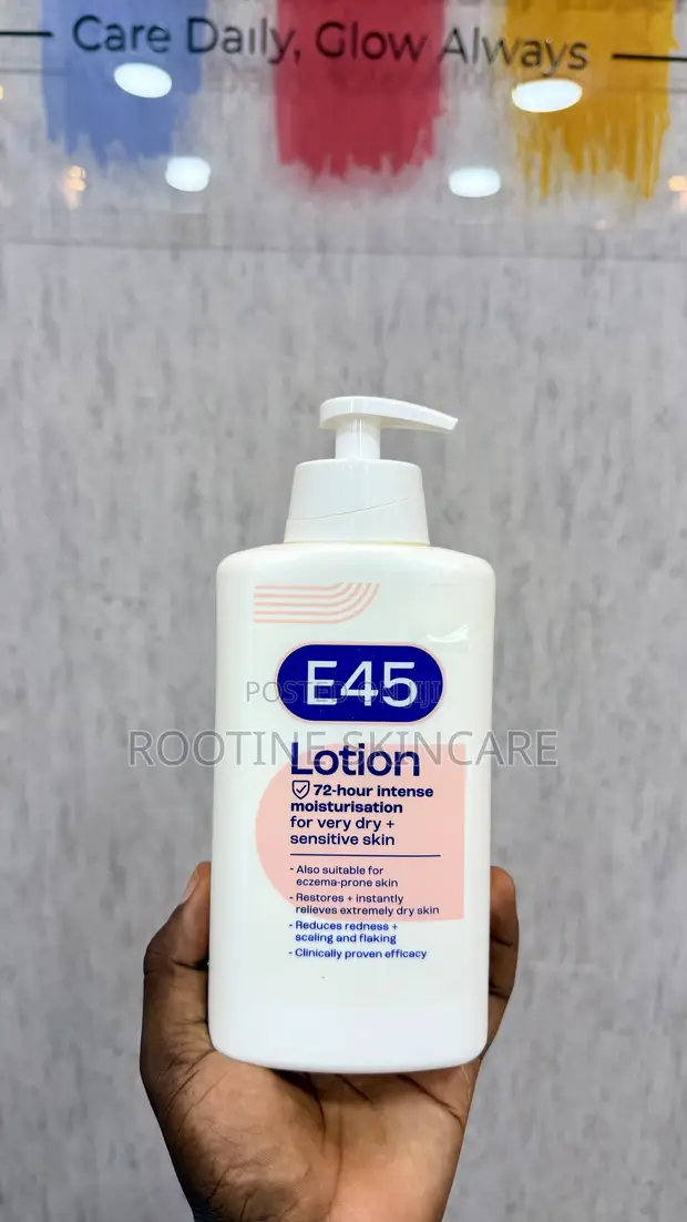 E45 Moisturising Lotion for Eczema Prone, Dry & Sensitive Skin 500ml - 1