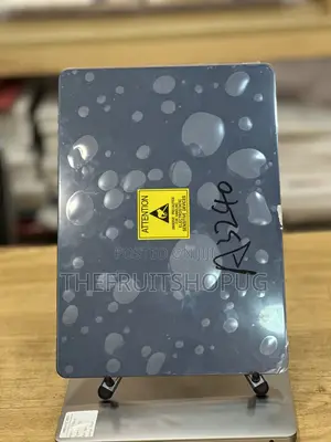 MacBook Air 13.6-inch M4 (2025) Screen Replacement